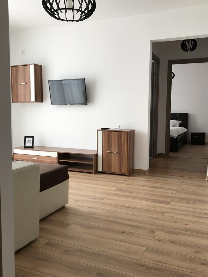 Executive Apartments 2 Craiova Buitenkant foto